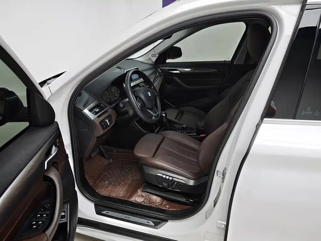 BMW X1 — миниатюра 13