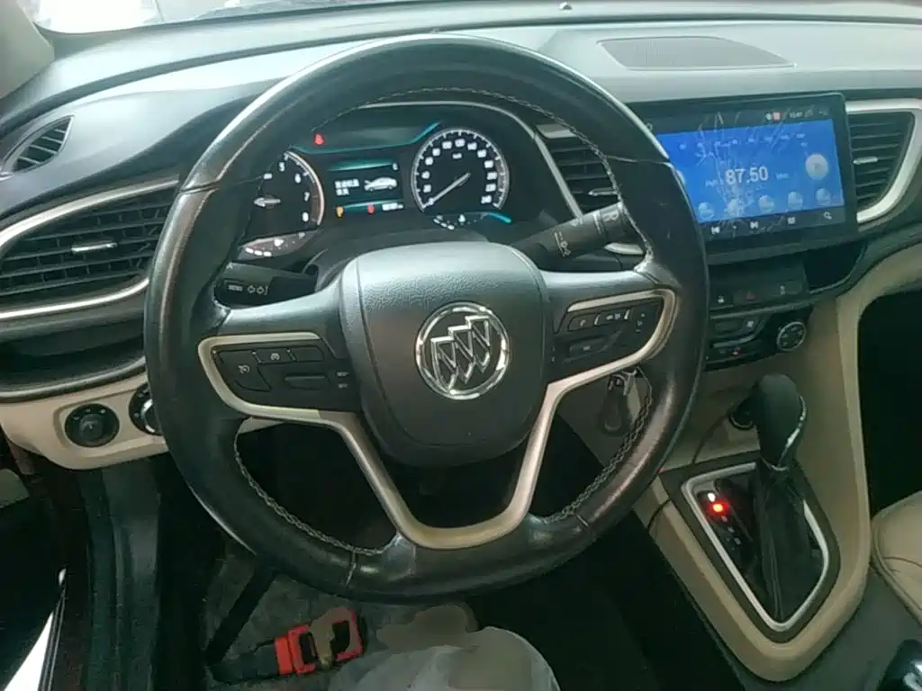 Buick Excelle — миниатюра 11