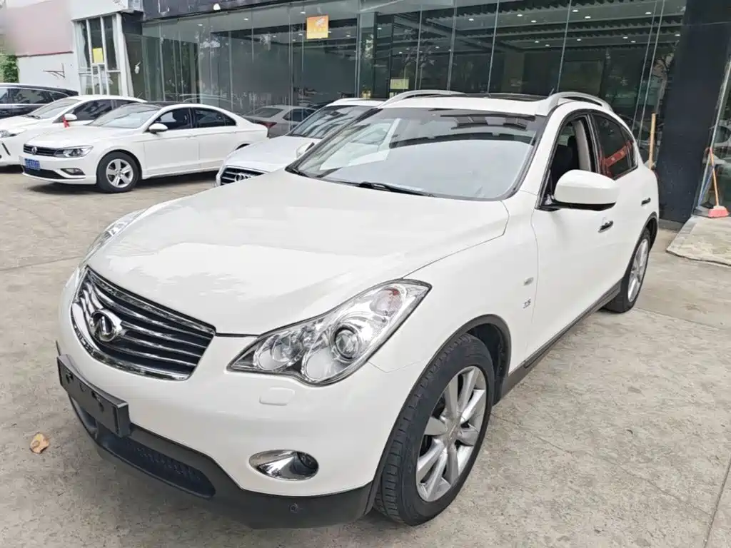 Infiniti QX50 (Import) — миниатюра 2