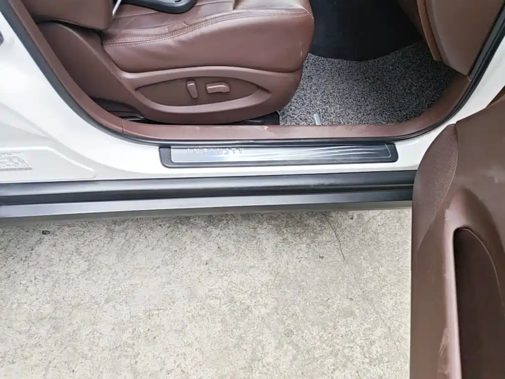 Infiniti QX50 (Import) — миниатюра 21