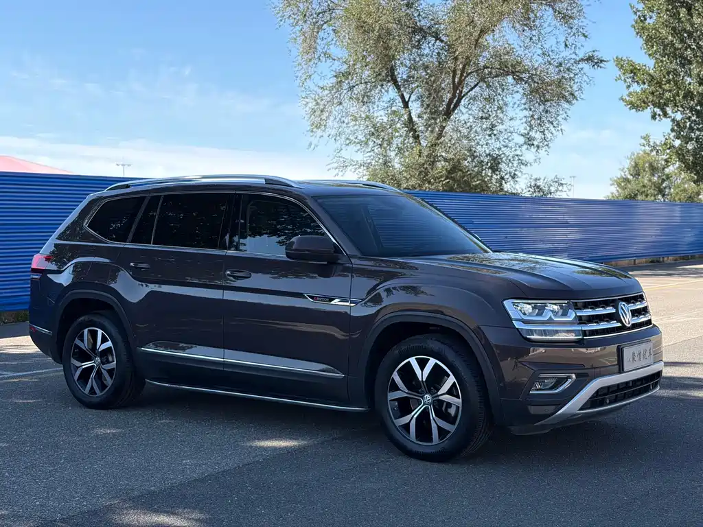 Volkswagen Teramont — миниатюра 3