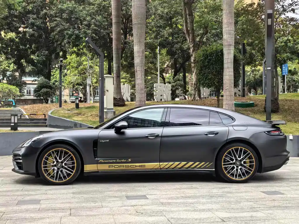 Porsche Panamera 2023 Panamera Turbo S E-Hybrid Executive Long Wheelbase 4.0T