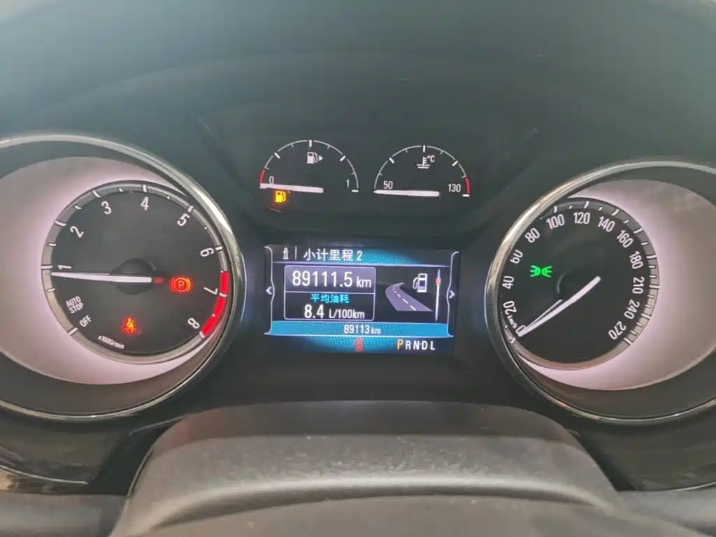 Buick Verano — миниатюра 12