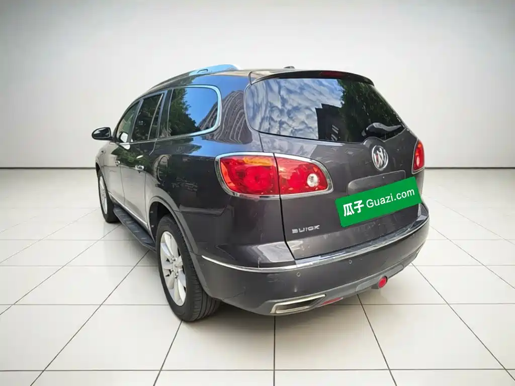 Buick Enclave — миниатюра 25
