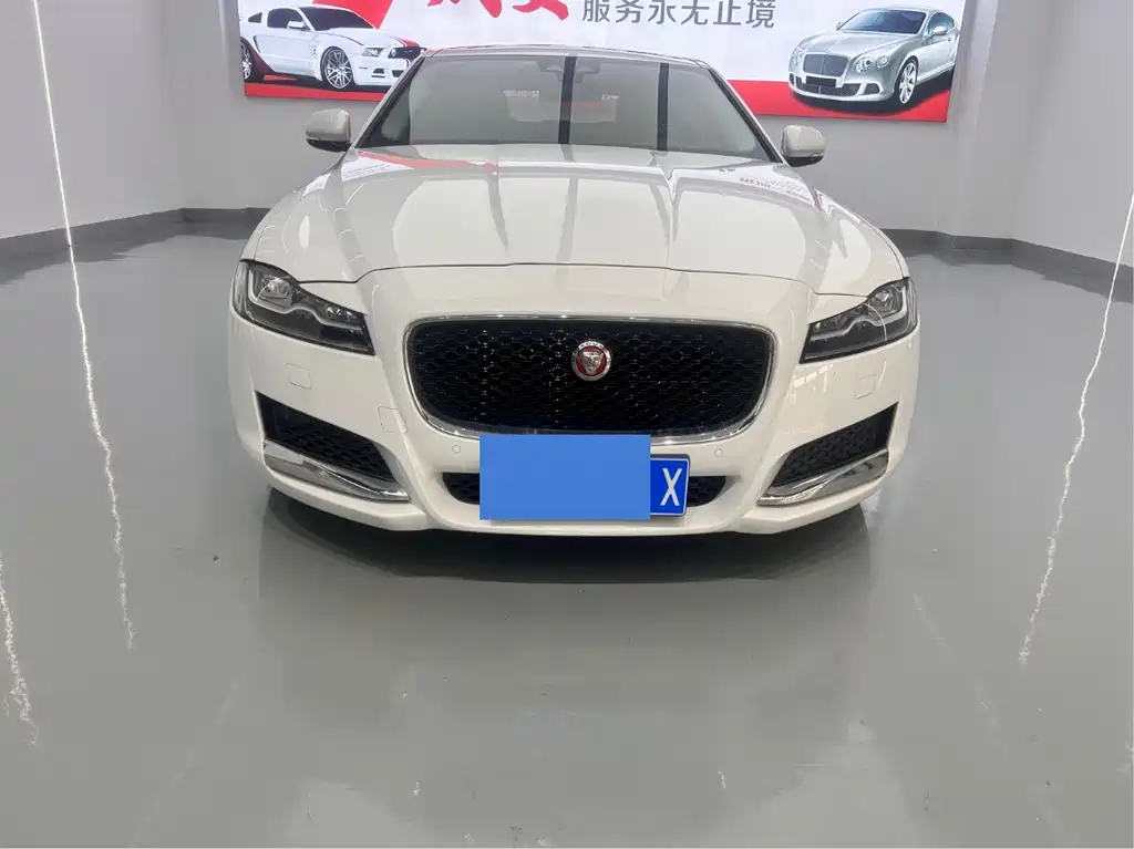 Jaguar XFL — миниатюра 2