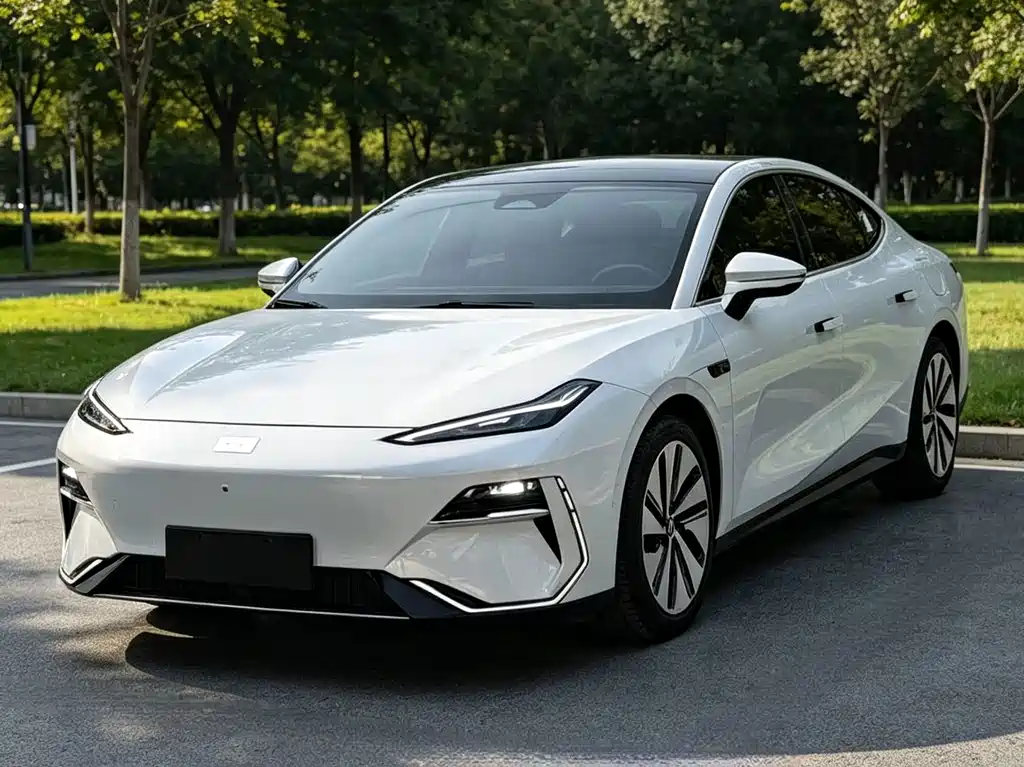 Geely Galaxy E8