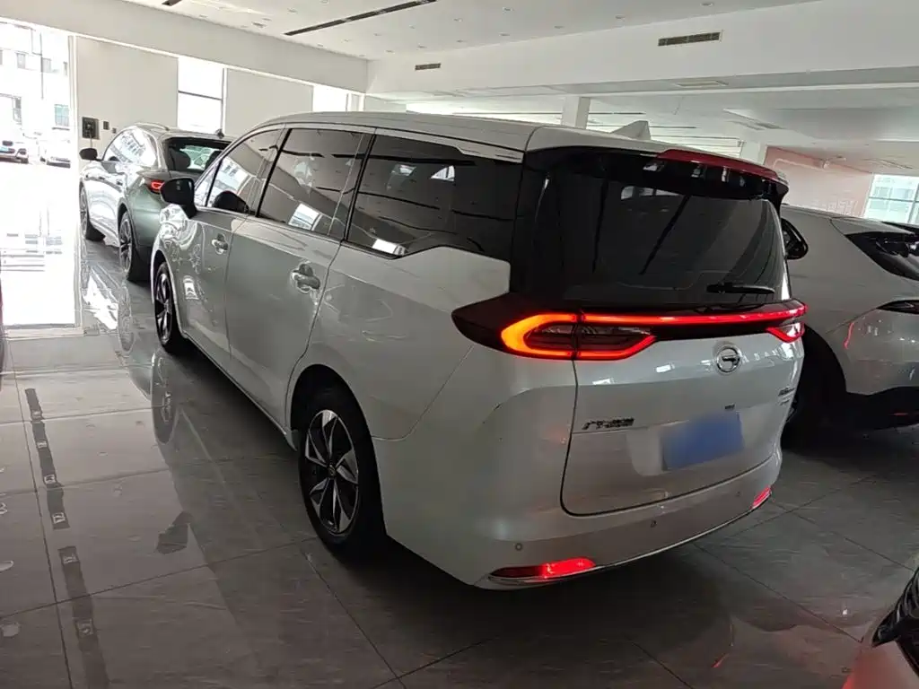 GAC Motor Trumpchi M6 — миниатюра 5