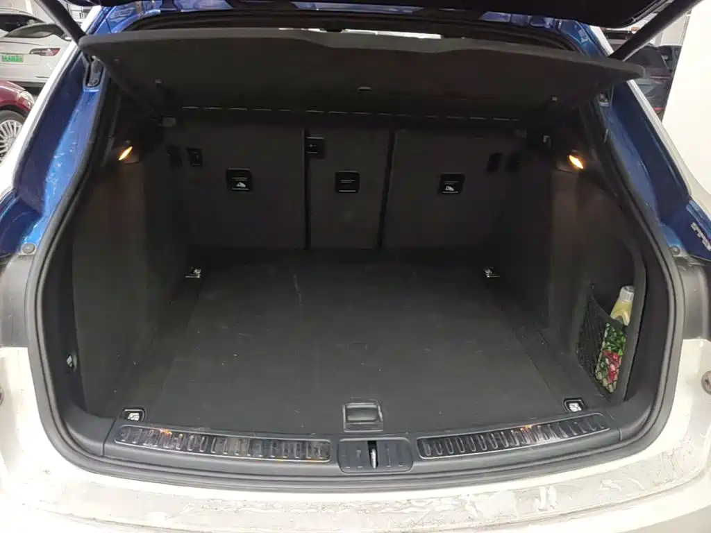 Porsche Macan — миниатюра 19
