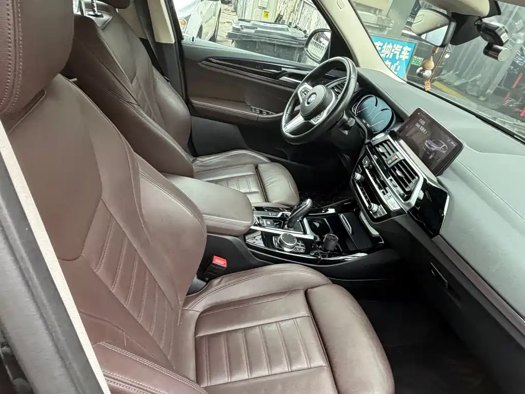 BMW X3 — миниатюра 12