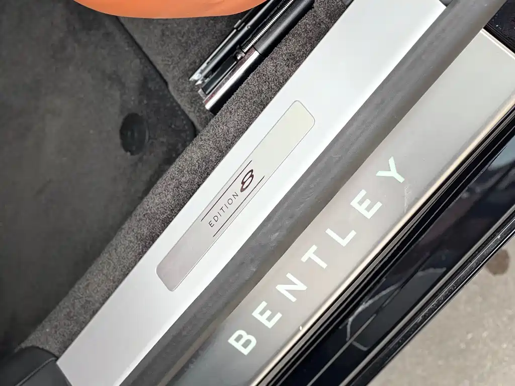 Bentley Flying Spur — миниатюра 14
