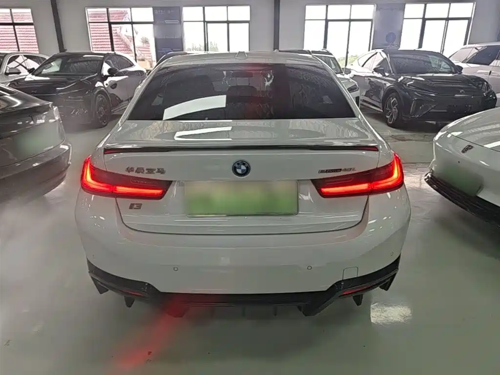 BMW i3 2023 eDrive 40 L