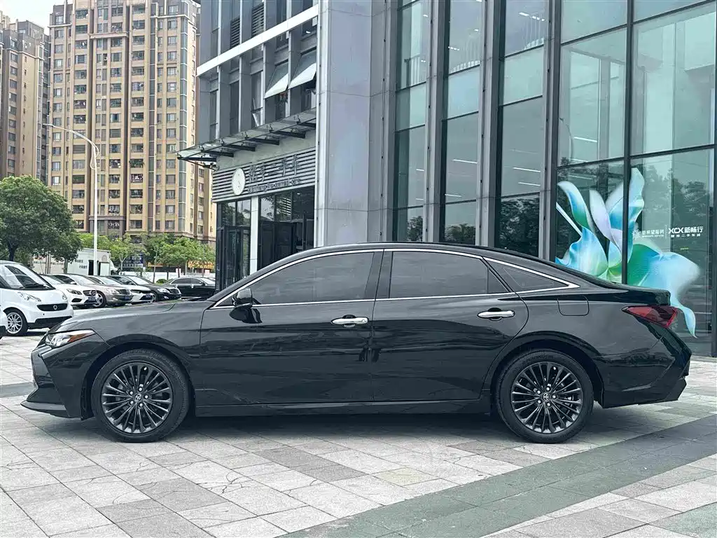 Toyota Avalon 2019 2.0L XLE Premium VI