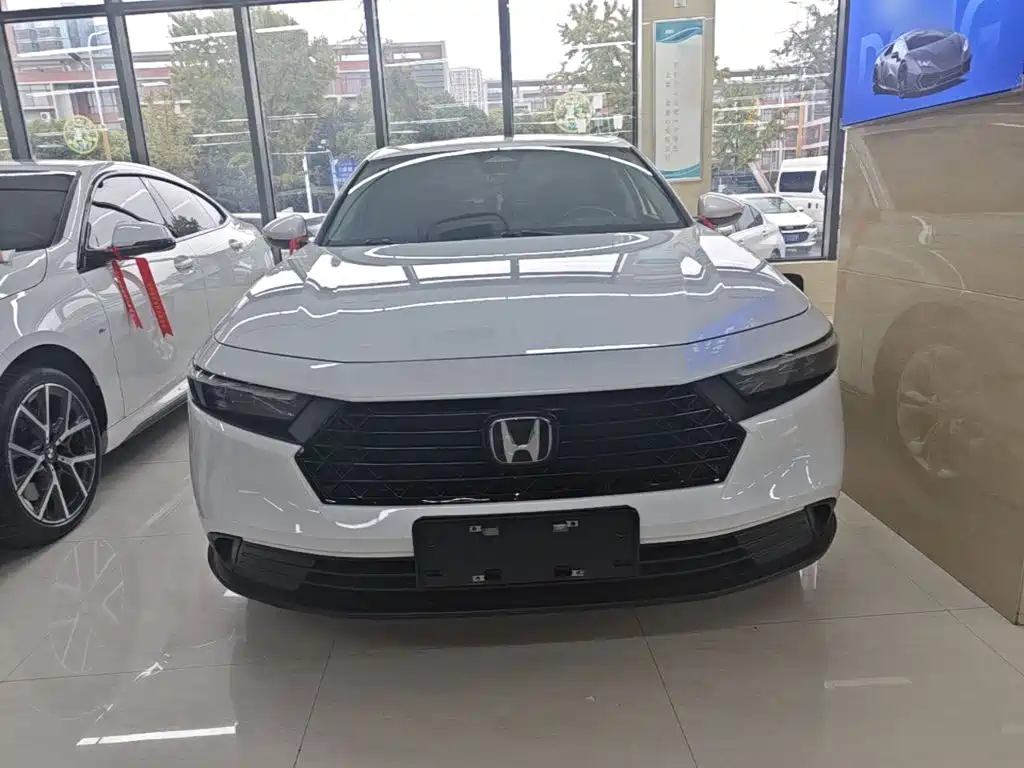 Honda Accord 2023 — фото 2
