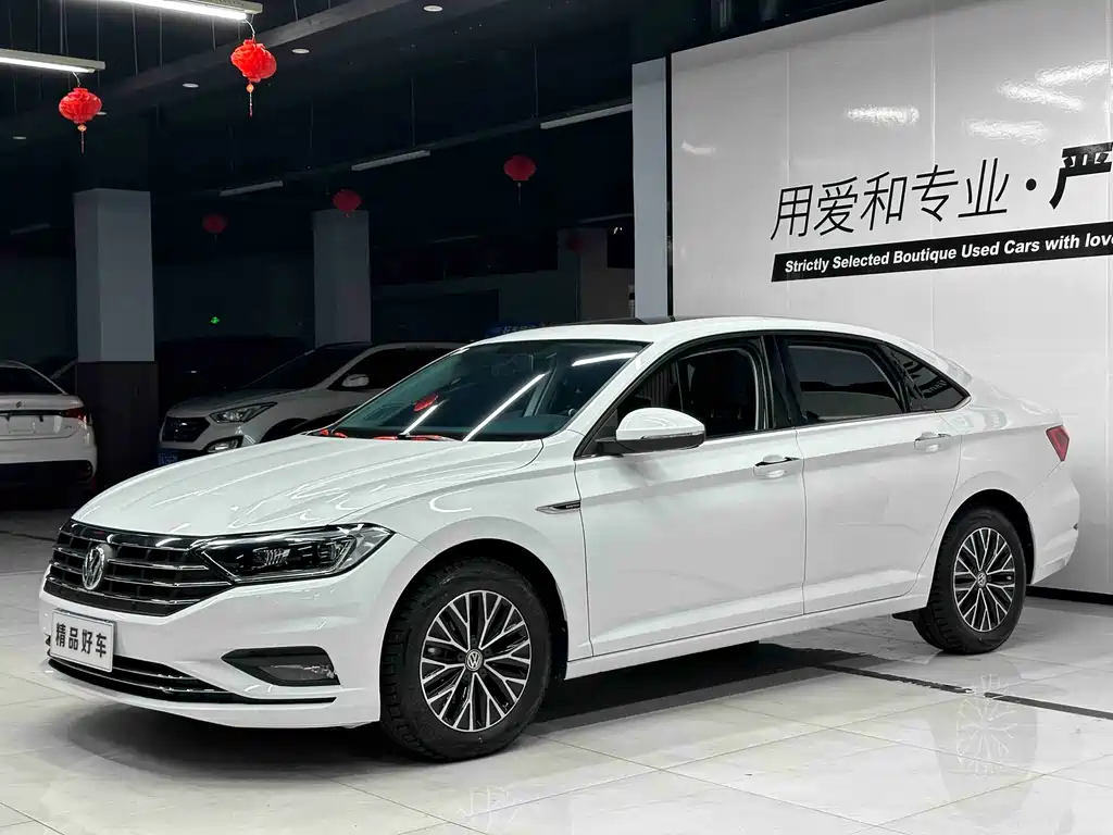 Volkswagen Sagitar 2020