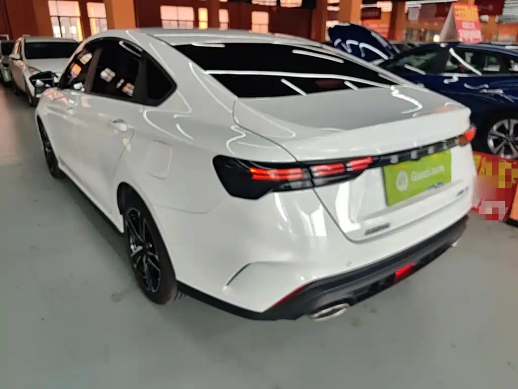 Geely Binrui — миниатюра 5