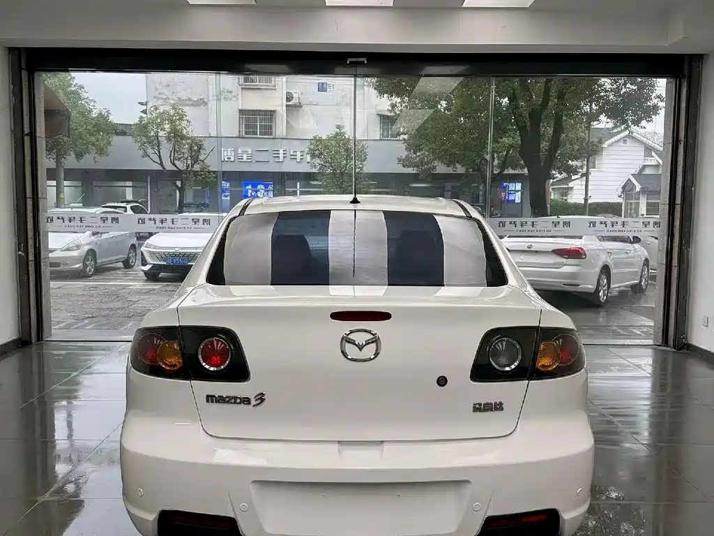 Mazda 3 — миниатюра 8