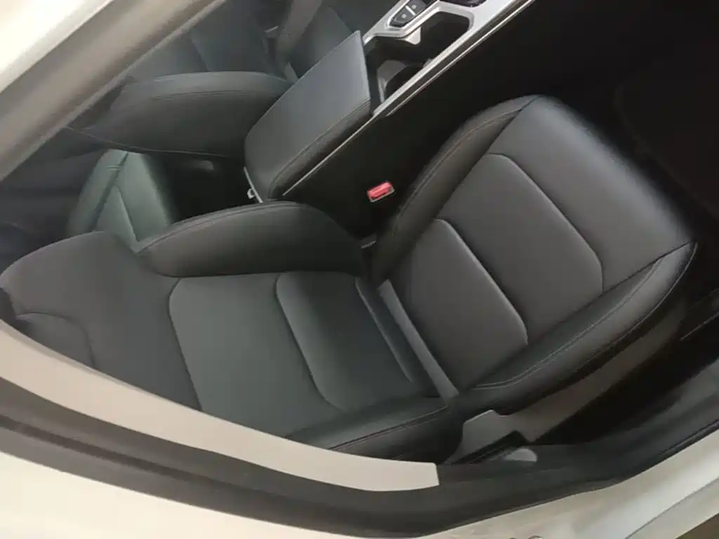 Geely Emgrand — миниатюра 25