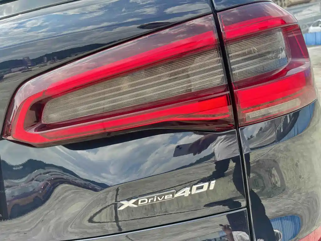BMW X5 (Import) — миниатюра 16
