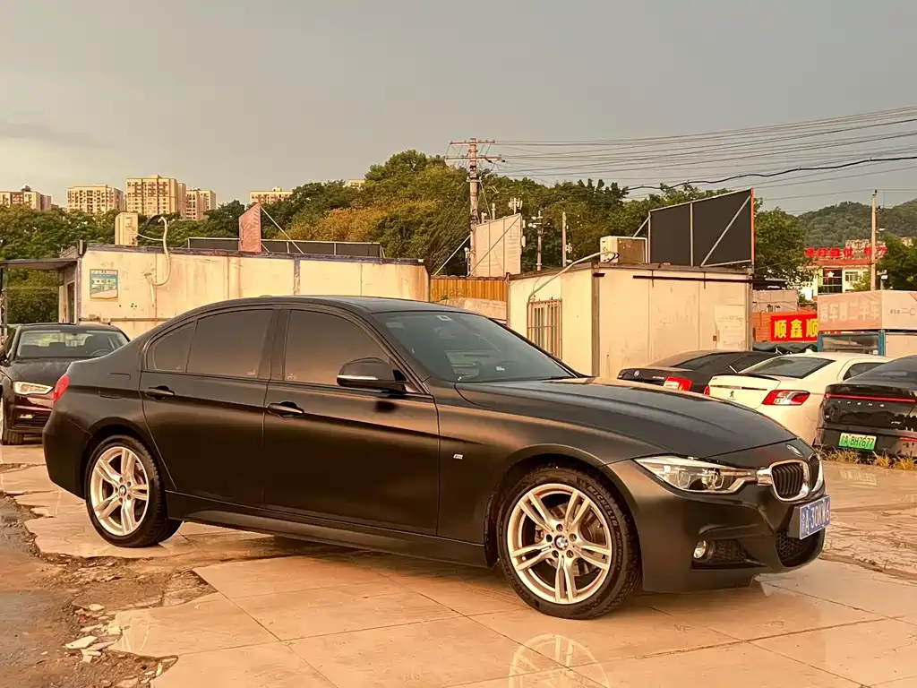 BMW 3 Series — миниатюра 3