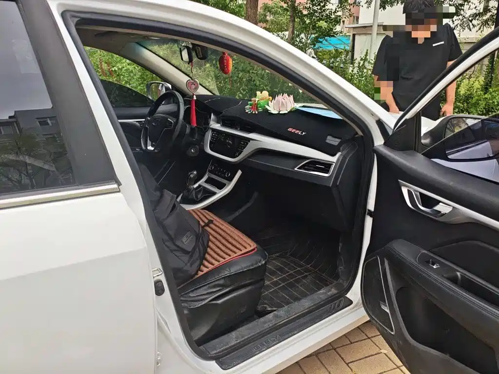Geely Vision — миниатюра 18