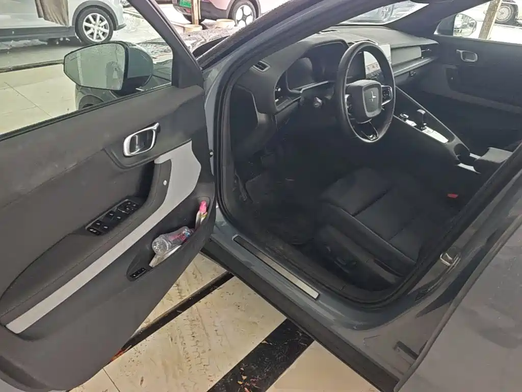 Polestar Polestar 2 — миниатюра 12