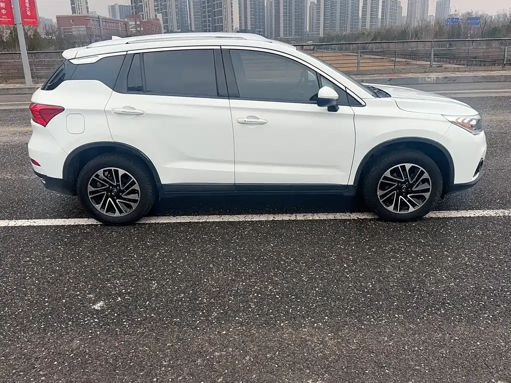 GAC TRUMPCHI GS4