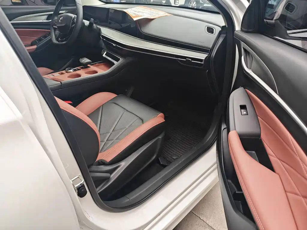 Changan Eado — миниатюра 12