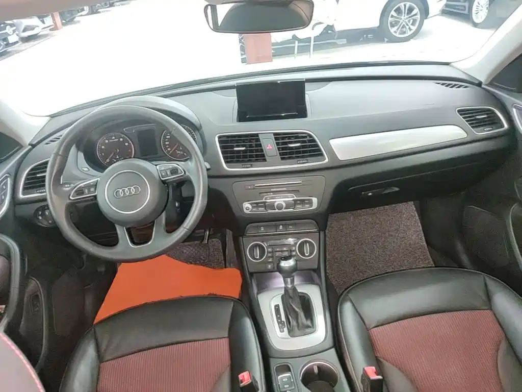 Audi Q3 — миниатюра 10