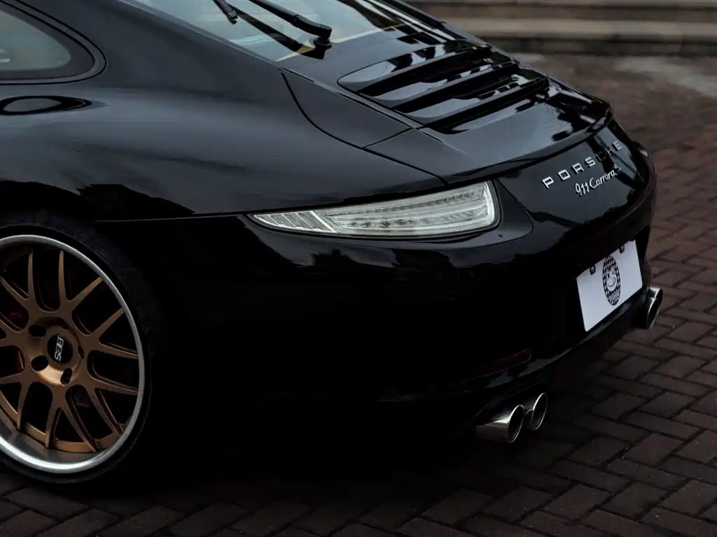 Porsche 911 2012 Carrera S 3.8L
