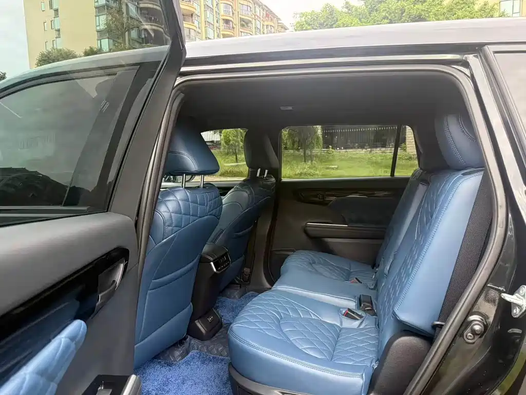 Toyota Crown Kluger 2023 2.5L HEV Elite