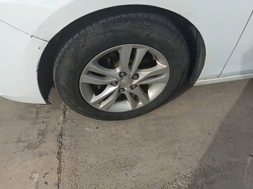 Chevrolet Cavalier — миниатюра 23