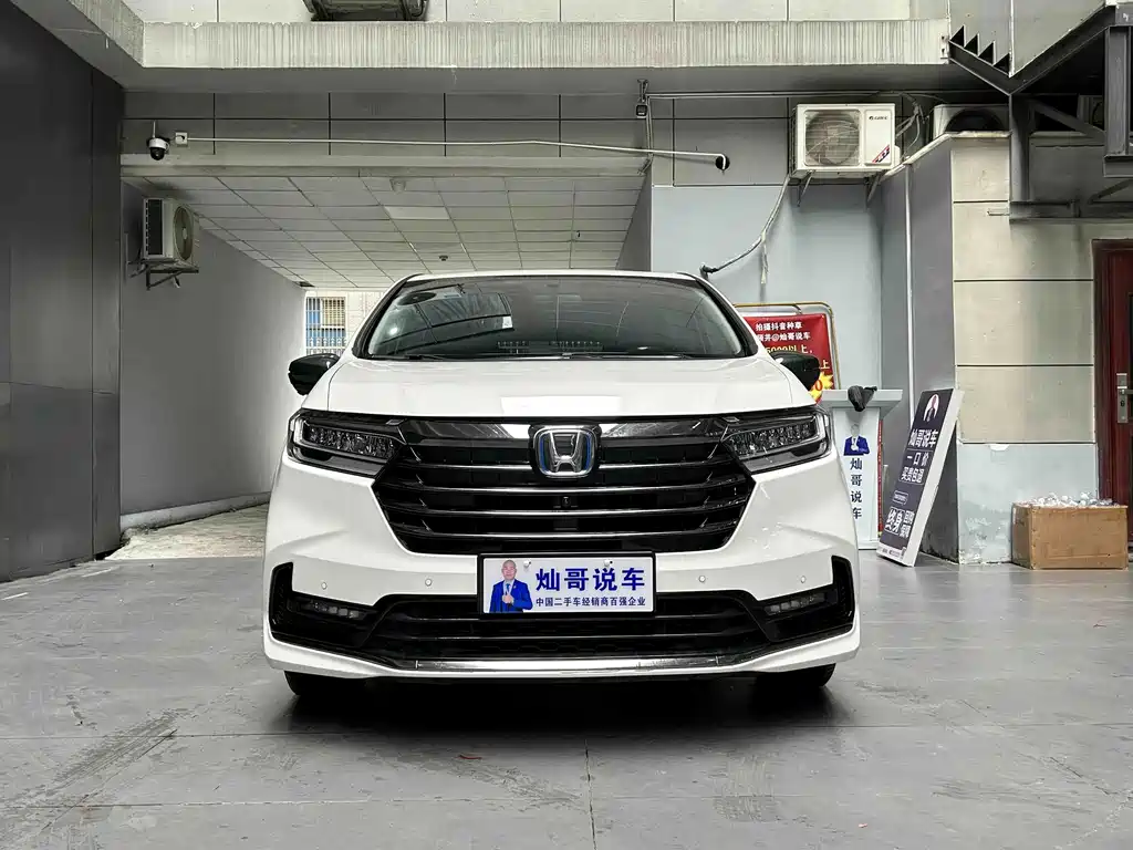 Honda Odyssey 2024 — фото 2