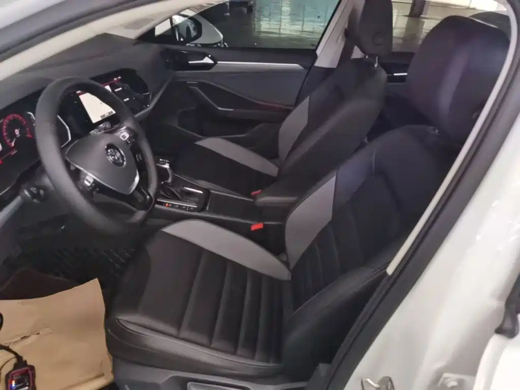 Volkswagen Sagitar — миниатюра 15