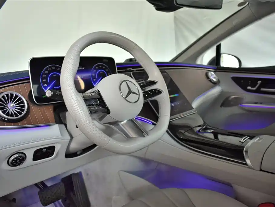 Mercedes-Benz EQE — миниатюра 6