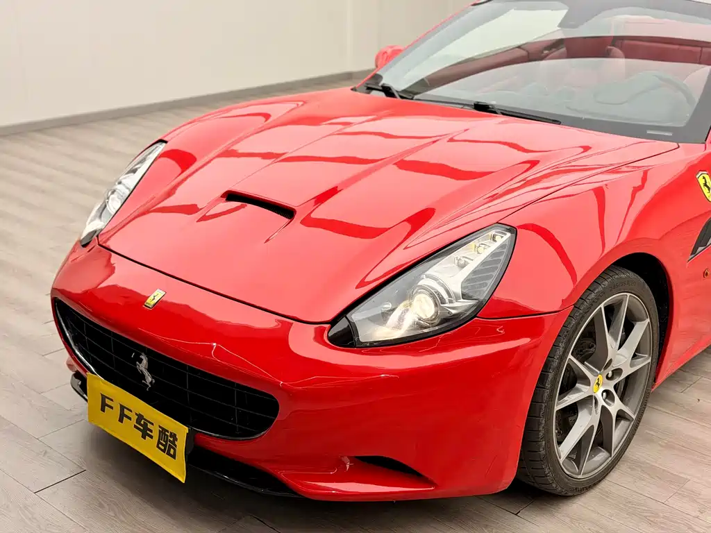 Ferrari California T — миниатюра 8