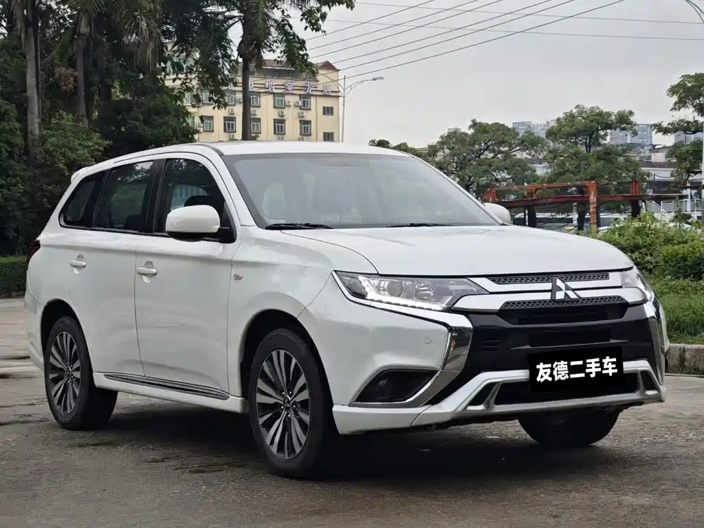 Mitsubishi Outlander 2.0L 2WD Enjoy Edition 5 seats, фото 3