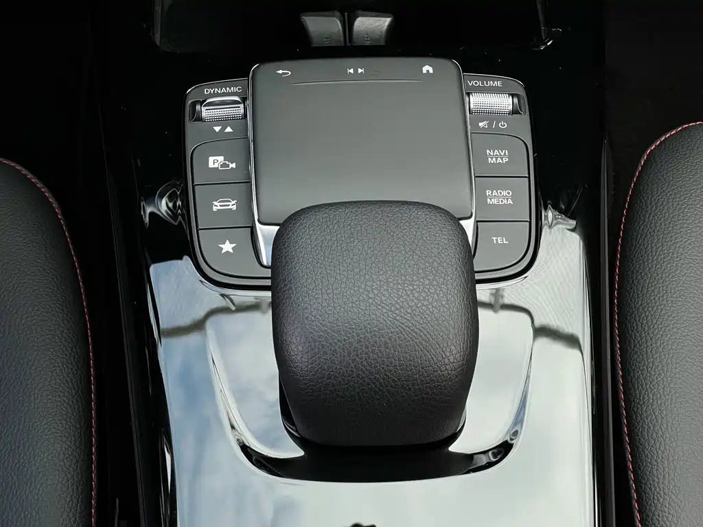 Mercedes-Benz CLA (Import) — миниатюра 13