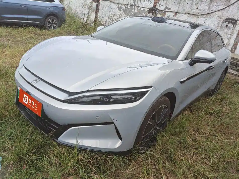 BYD Han L