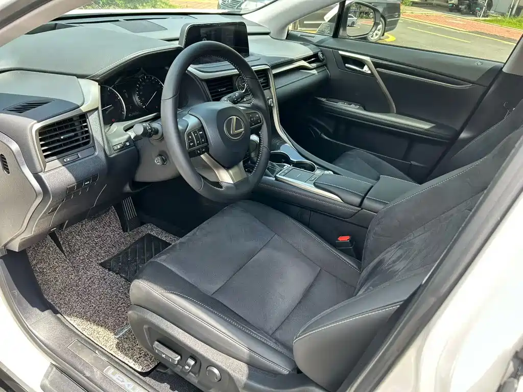 Lexus RX — миниатюра 7