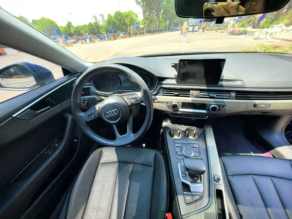 Audi A5 2019 Coupe 40 TFSI Fashion V