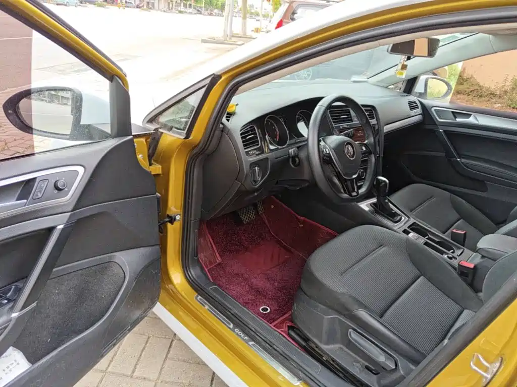 Volkswagen Golf — миниатюра 16