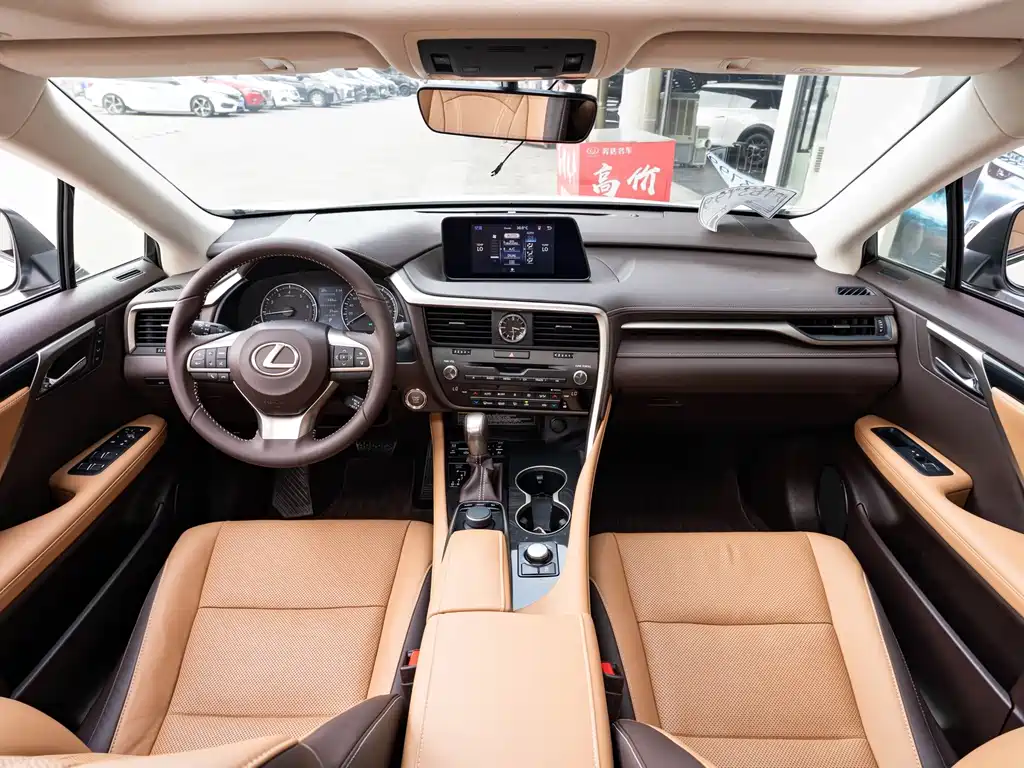Lexus RX — миниатюра 13