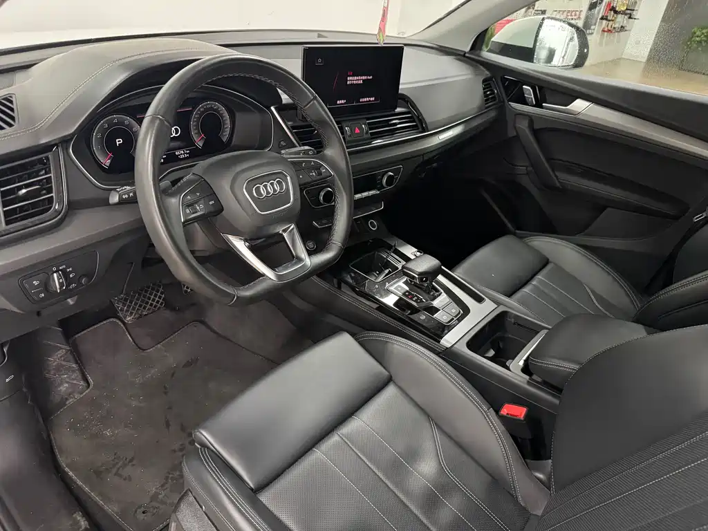 Audi Q5L — миниатюра 9