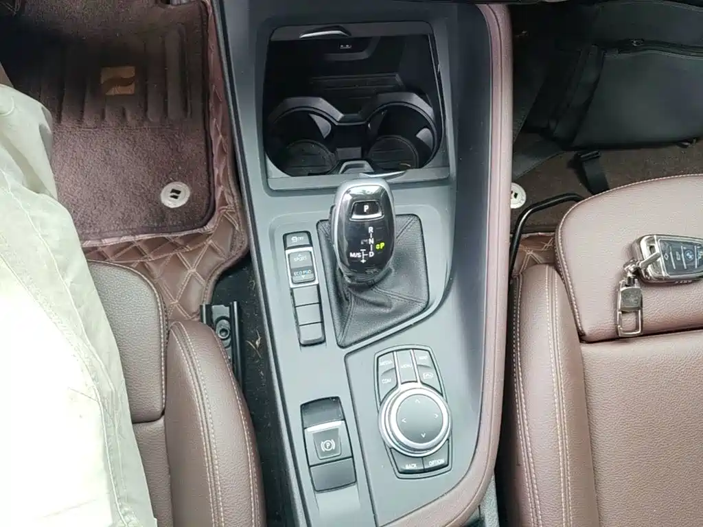 BMW X1 — миниатюра 14