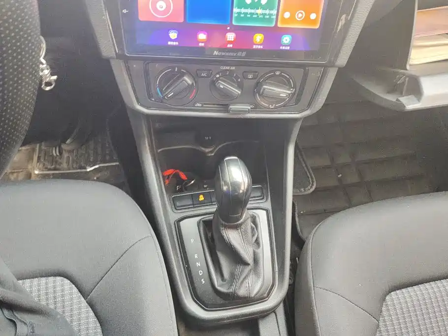 Volkswagen Santana — миниатюра 16