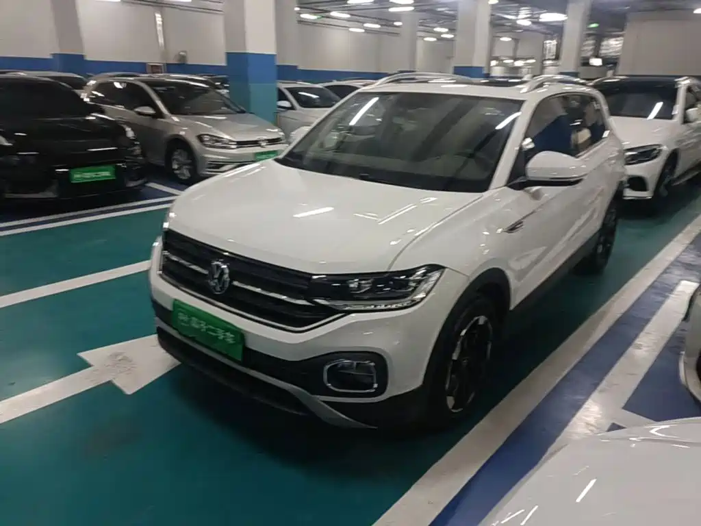 Volkswagen Tharu XR