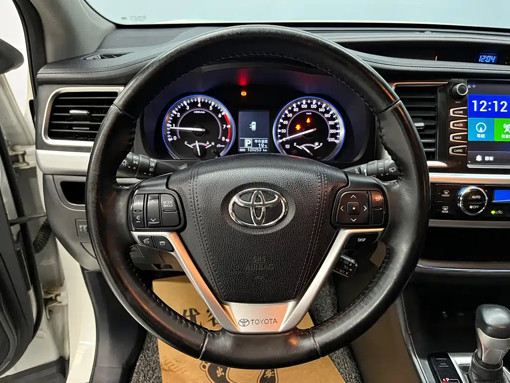 Toyota Highlander — миниатюра 8