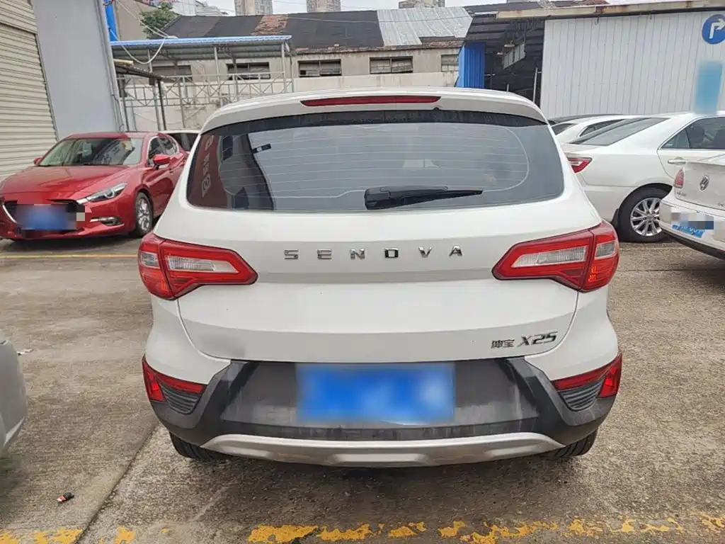 BAIC Senova X25 — миниатюра 6