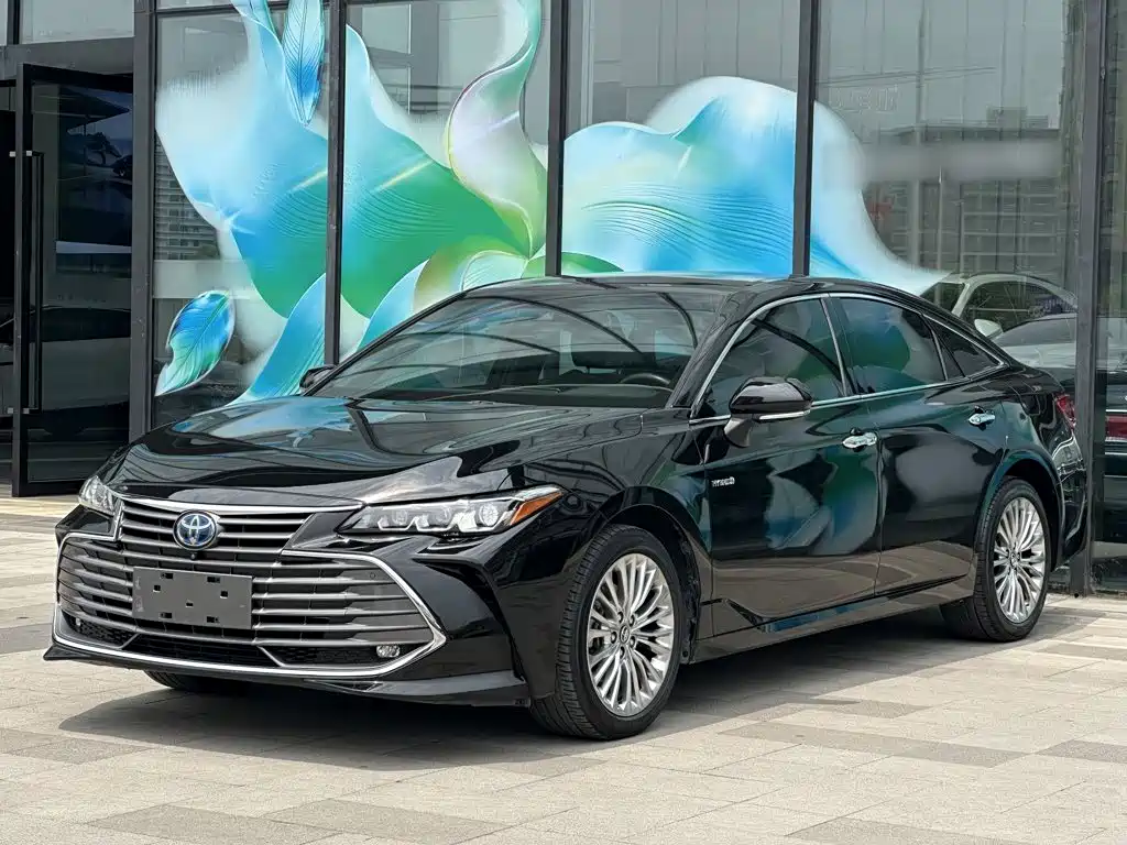 Toyota Avalon — миниатюра 2