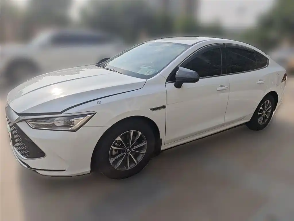 BYD Qin Plus PLUS 2023 Champion DM-i 55KM Lead